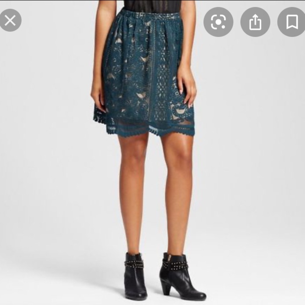 Xhilaration lace skirt